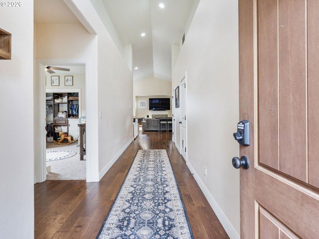 4081 Sw BINFORD Ave, Gresham, OR 97080