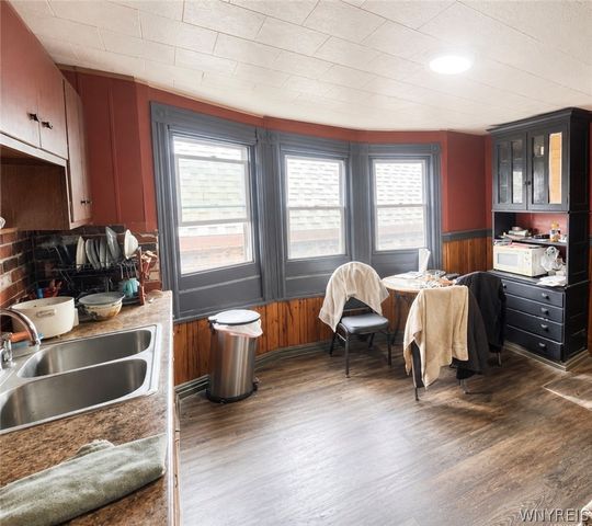 163 16th Street, Buffalo, NY 14213