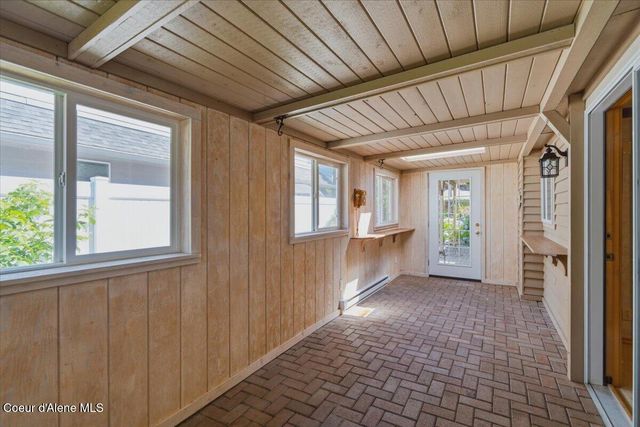 1657 E Club LN, Hayden Lake, ID 83835