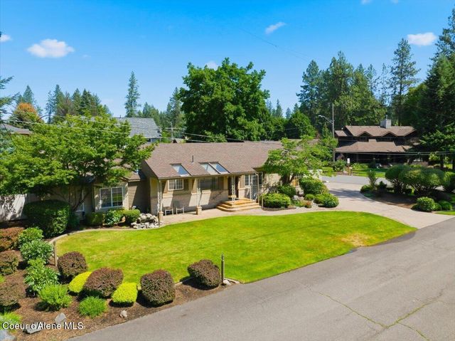 1657 E Club LN, Hayden Lake, ID 83835