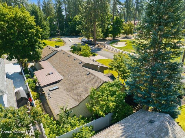 1657 E Club LN, Hayden Lake, ID 83835