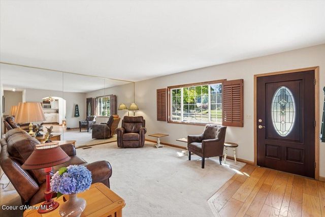 1657 E Club LN, Hayden Lake, ID 83835