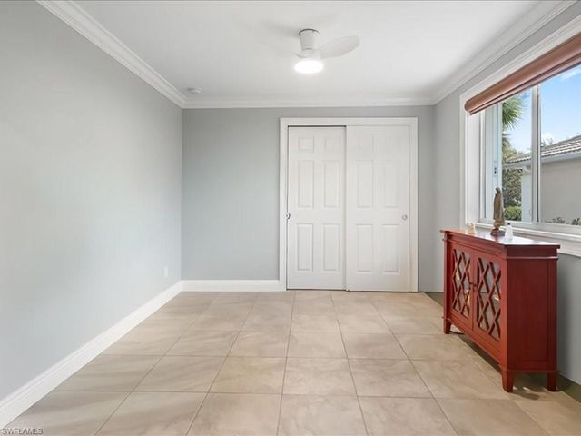 8687 Genova CT, Naples, FL 34114