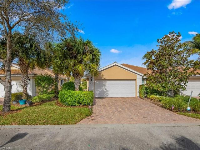 8687 Genova CT, Naples, FL 34114