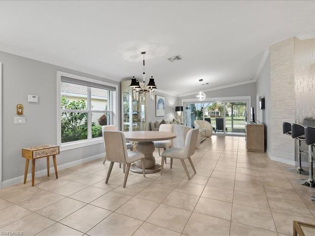 8687 Genova CT, Naples, FL 34114