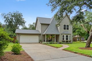 505 S Greenwood Cove, Niceville, FL 32578