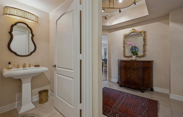 3401 Lee Parkway 2106, Dallas, TX 75219