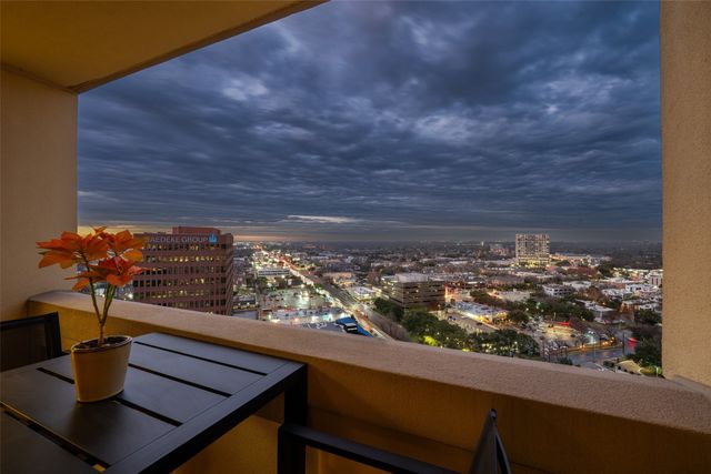 3401 Lee Parkway 2106, Dallas, TX 75219