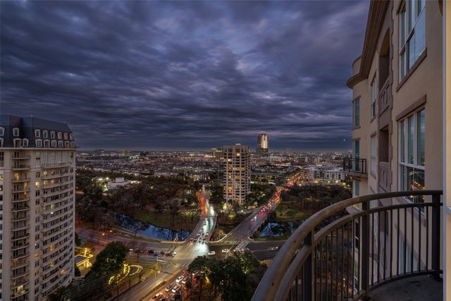 3401 Lee Parkway 2106, Dallas, TX 75219