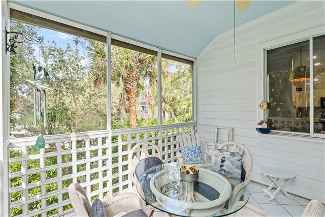 1335 Winding Oaks Circle E 1008, Vero Beach, FL 32963