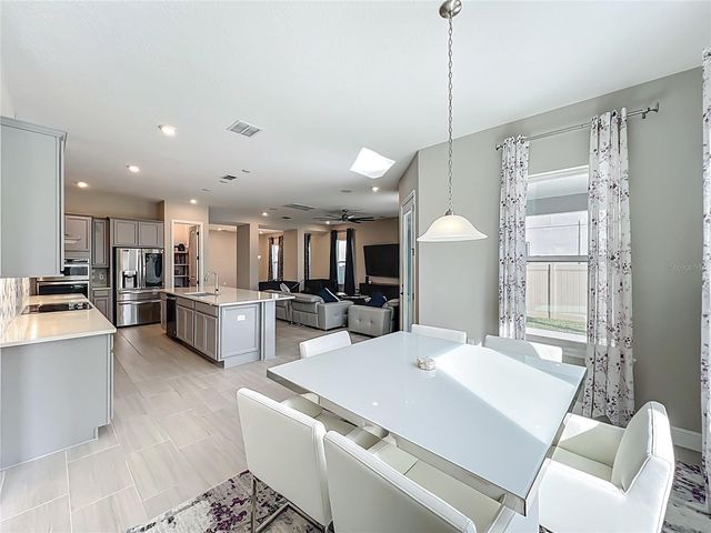 9929 SUMMERLAKE GROVES STREET, Winter Garden, FL 34787