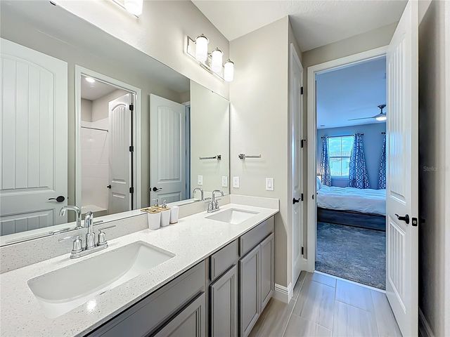 9929 SUMMERLAKE GROVES STREET, Winter Garden, FL 34787