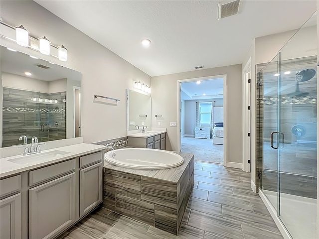 9929 SUMMERLAKE GROVES STREET, Winter Garden, FL 34787