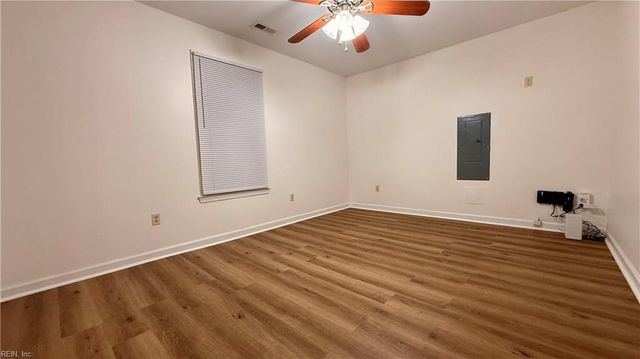 106 McCall CT, Hampton, VA 23666