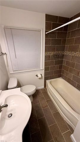 106 McCall CT, Hampton, VA 23666