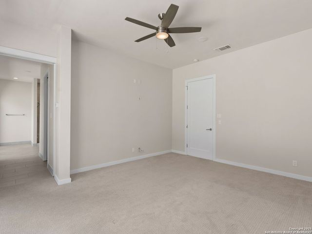 144 E Oakview Place, San Antonio, TX 78209
