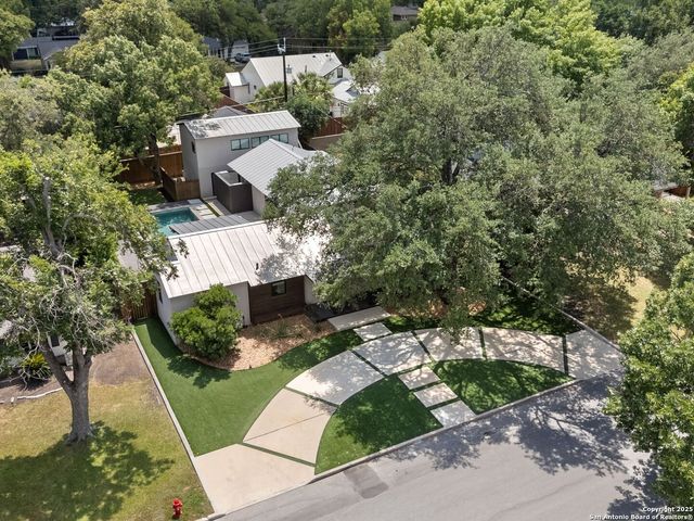 144 E Oakview Place, San Antonio, TX 78209