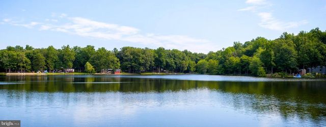 60 HILLCREST DR, Stafford, VA 22556