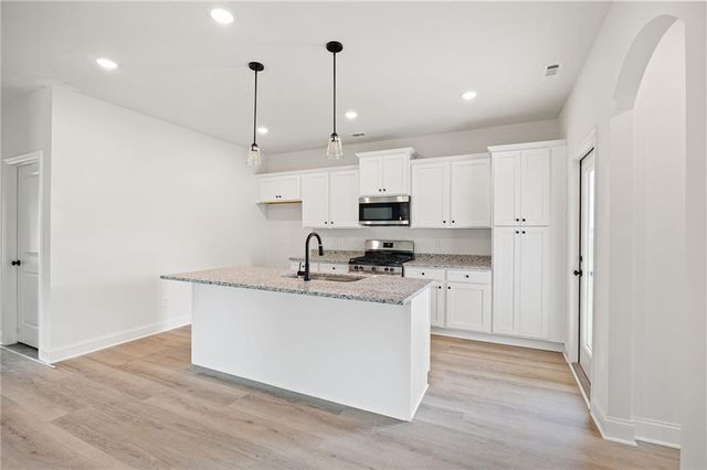 103 Winston Way, Carrollton, GA 30117