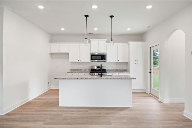 103 Winston Way, Carrollton, GA 30117
