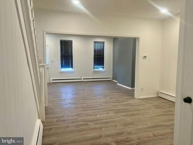 1134 BRUNSWICK AVE, Trenton, NJ 08638