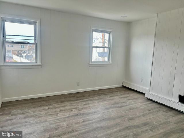 1134 BRUNSWICK AVE, Trenton, NJ 08638