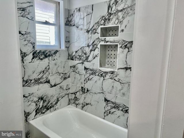 1134 BRUNSWICK AVE, Trenton, NJ 08638