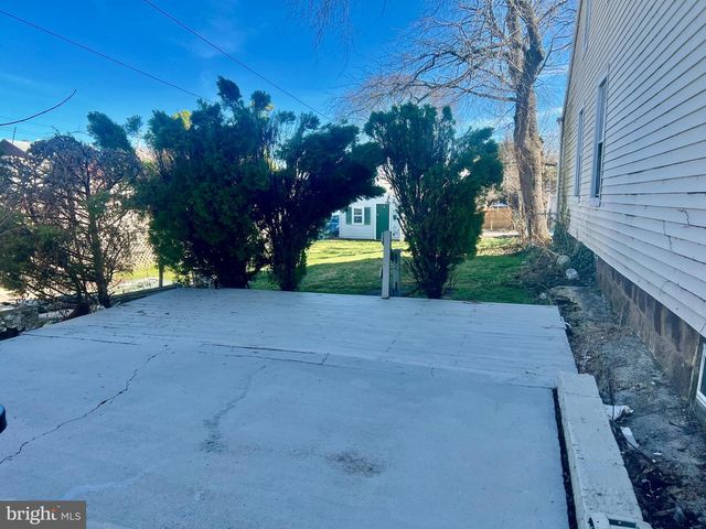 1134 BRUNSWICK AVE, Trenton, NJ 08638