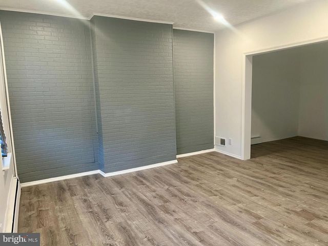 1134 BRUNSWICK AVE, Trenton, NJ 08638