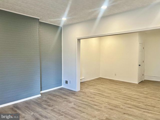 1134 BRUNSWICK AVE, Trenton, NJ 08638