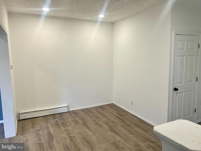 1134 BRUNSWICK AVE, Trenton, NJ 08638