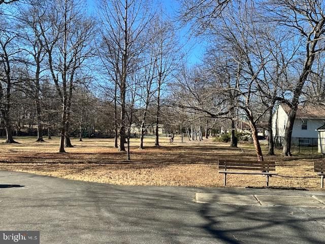 1613 BURRIS RD, Rockville, MD 20851