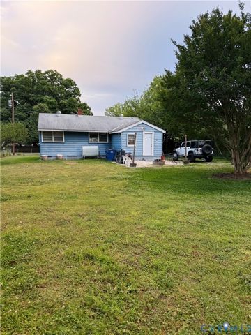 14232 Central Ave, Chester, VA 23836