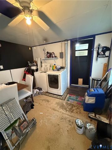 14232 Central Ave, Chester, VA 23836