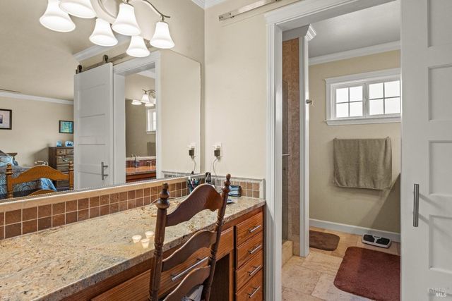 830 Riverside Dr, Ukiah, CA 95482