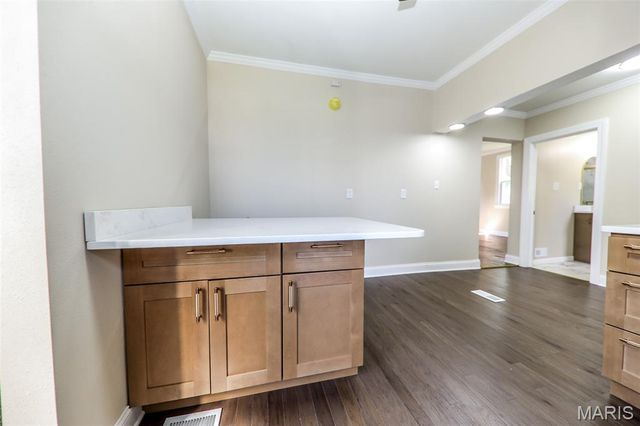 1649 N Church Street, Belleville, IL 62221