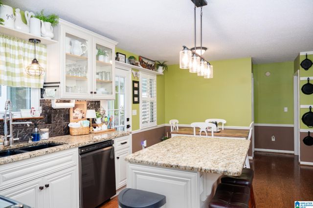 812 PINE CIRCLE, Kimberly, AL 35091