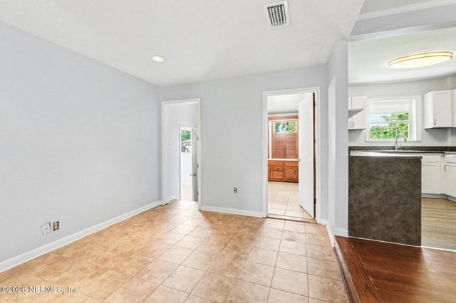 6159 AUTLAN Drive, Jacksonville, FL 32210