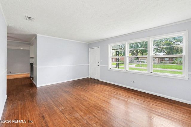 6159 AUTLAN Drive, Jacksonville, FL 32210