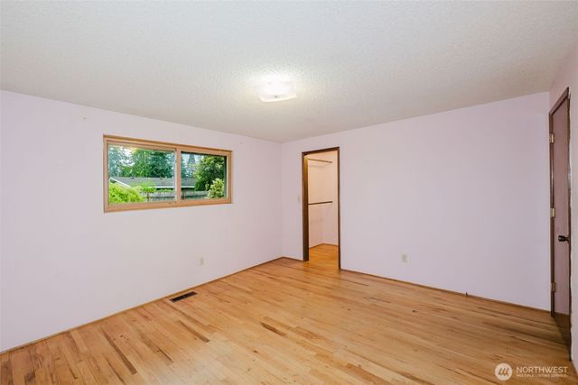 3875 NE Pinecone Drive, Bremerton, WA 98310