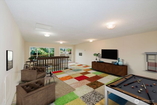 3875 NE Pinecone Drive, Bremerton, WA 98310