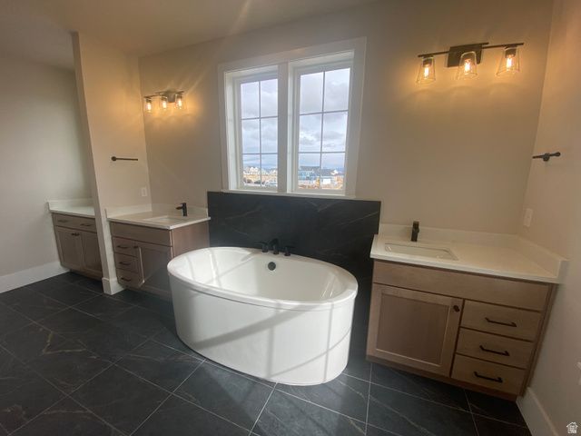 7103 W DOCKSIDER DR, South Jordan, UT 84009