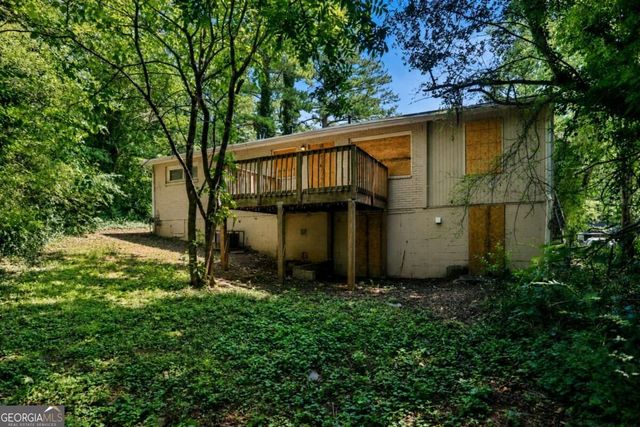 3490 Pinehill Drive, Decatur, GA 30032