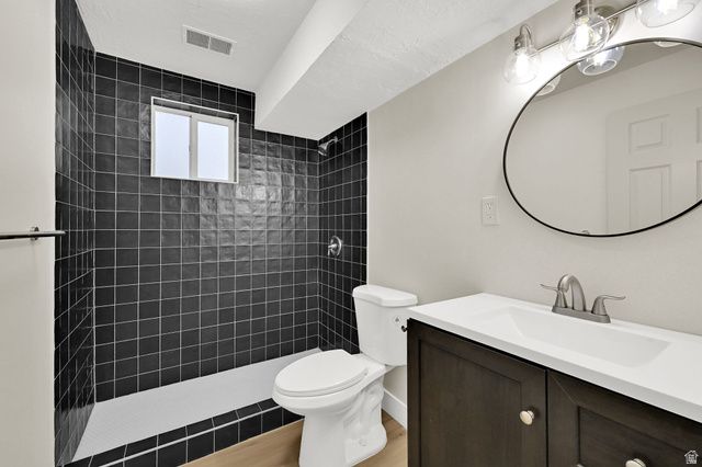 4220 S 2075 W, Roy, UT 84067