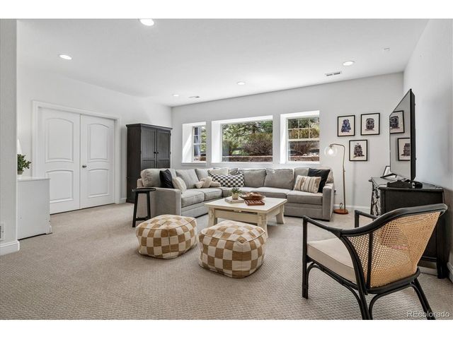 9540 Silent Hills Ln, Lone Tree, CO 80124