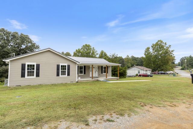 11526 Aaron Ln, Nunnelly, TN 37137