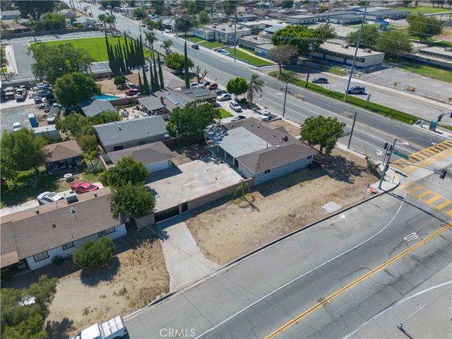 18087 San Bernardino, Bloomington, CA 92316