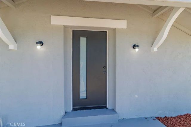 18087 San Bernardino, Bloomington, CA 92316