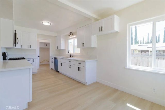 18087 San Bernardino, Bloomington, CA 92316