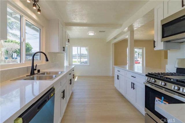 18087 San Bernardino, Bloomington, CA 92316